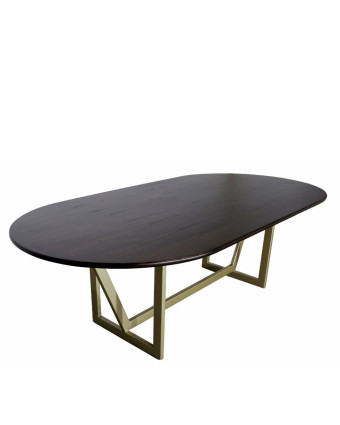 Brylee Oval Dining Table