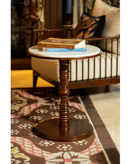 Lung Kembang Mlathi Side Table